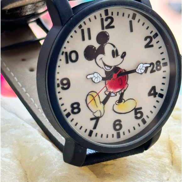 Vintage Mickey Mouse Watch Accutime MK5381B5 Stainless Steel Back - Picture 8 of 10